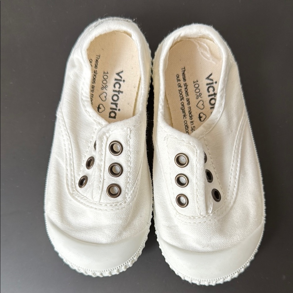 Victoria White Canvas Shoes